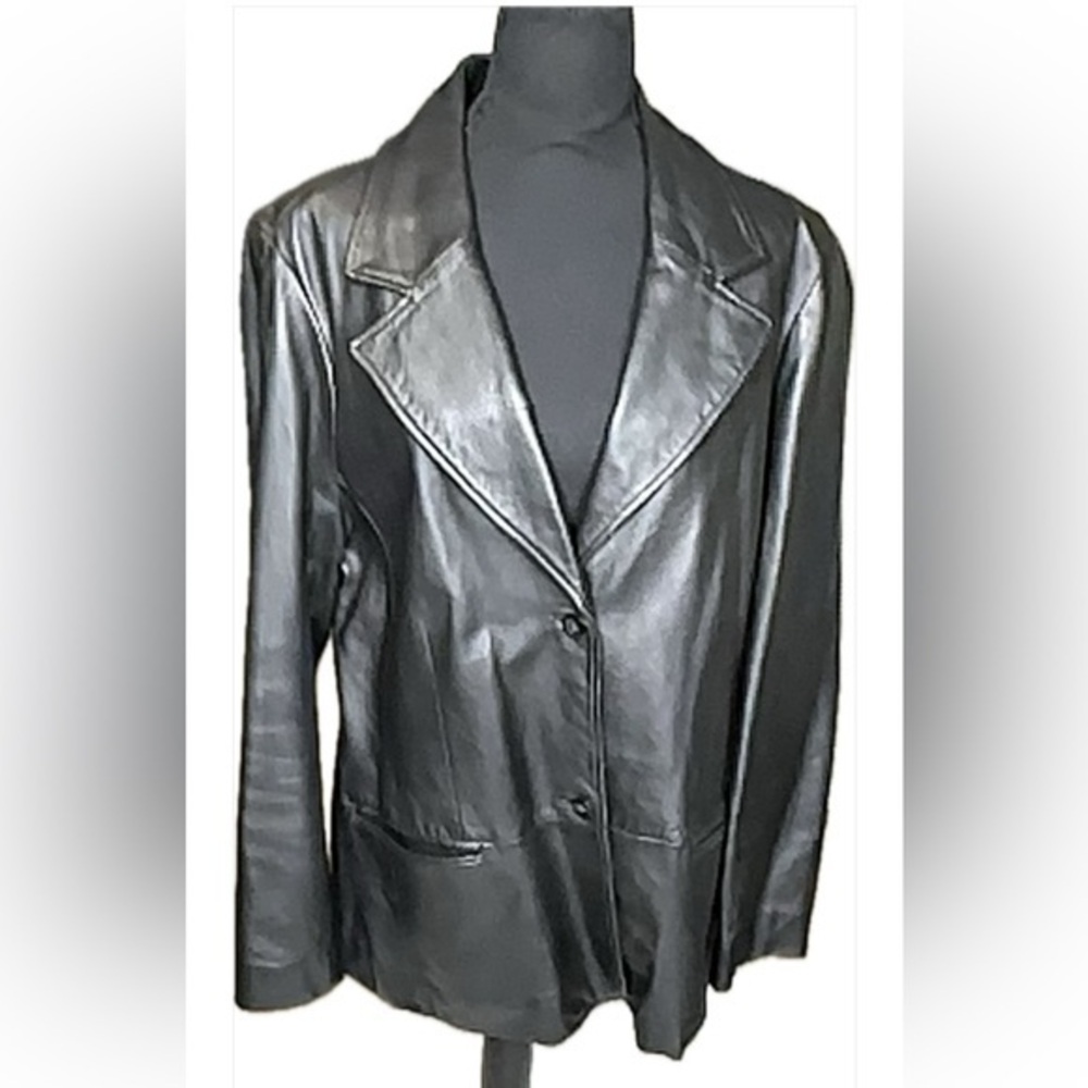 Old Navy Women's Sleek Black Leather Jacket XXL
